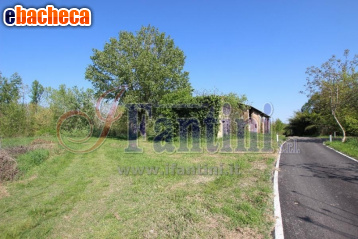 locale di sgombero in vendita a Calderara di Reno