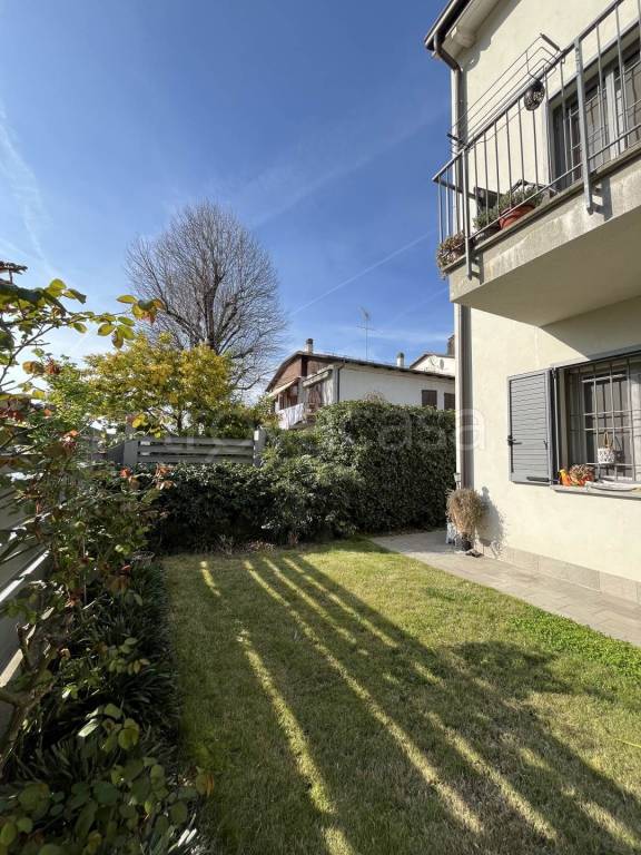 casa indipendente in vendita a Calderara di Reno in zona Longara