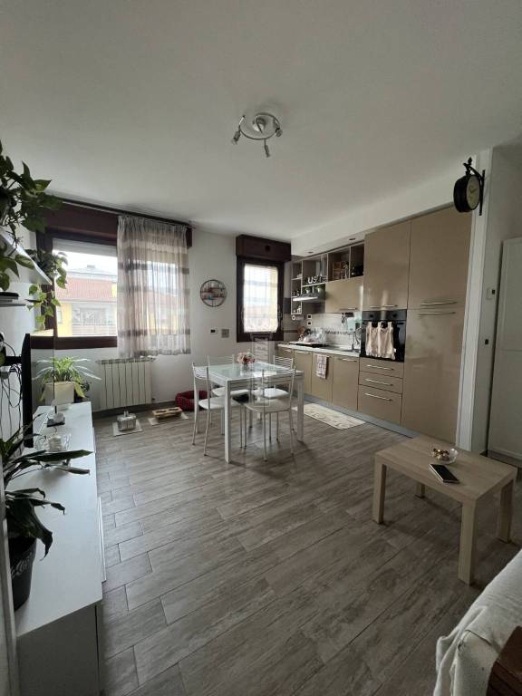 appartamento in vendita a Calderara di Reno in zona Longara