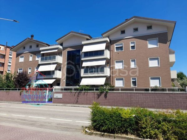 appartamento in vendita a Calderara di Reno
