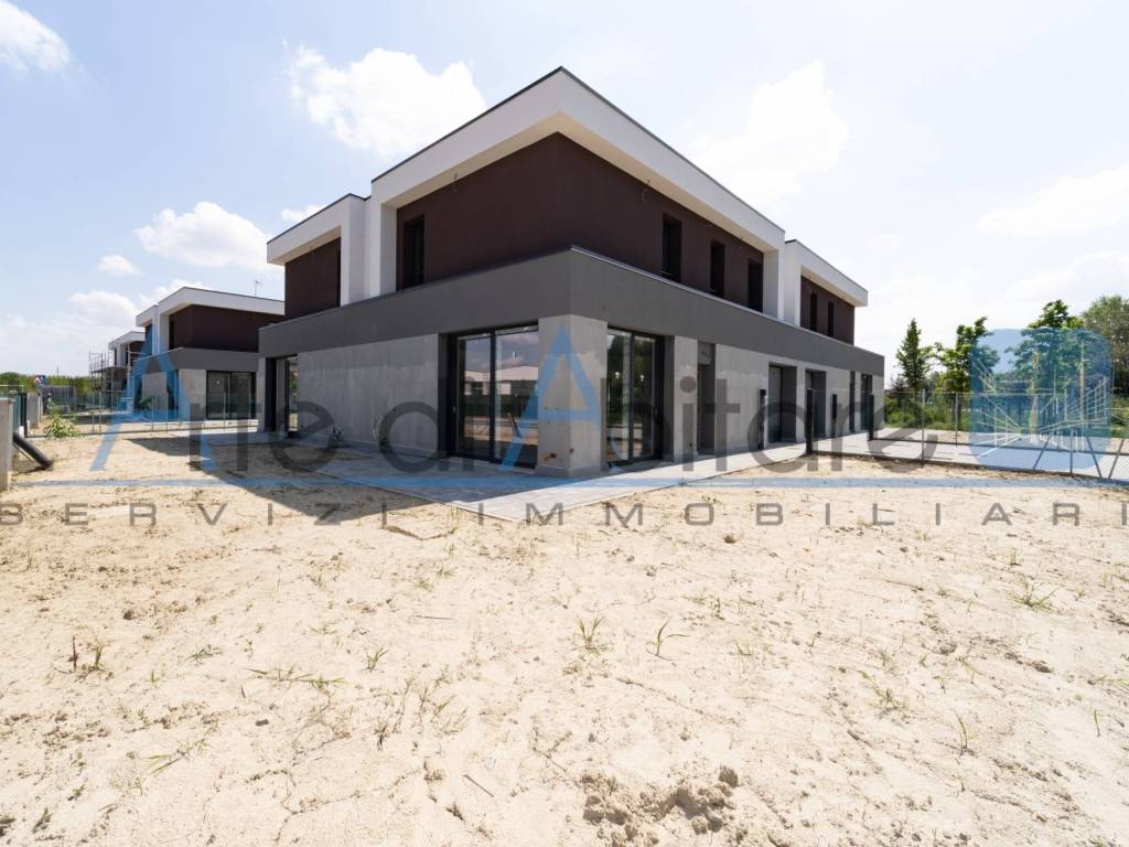 casa indipendente in vendita a Calderara di Reno