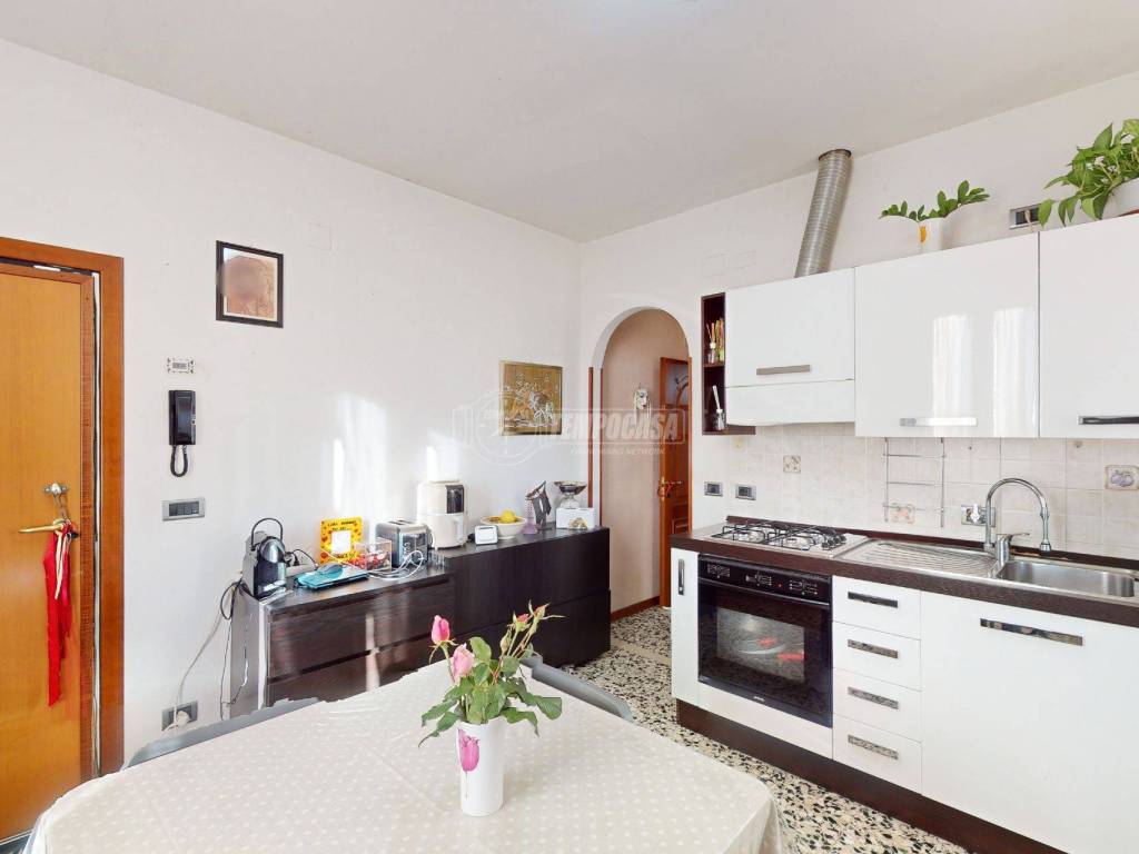 appartamento in vendita a Calderara di Reno in zona Tavernelle