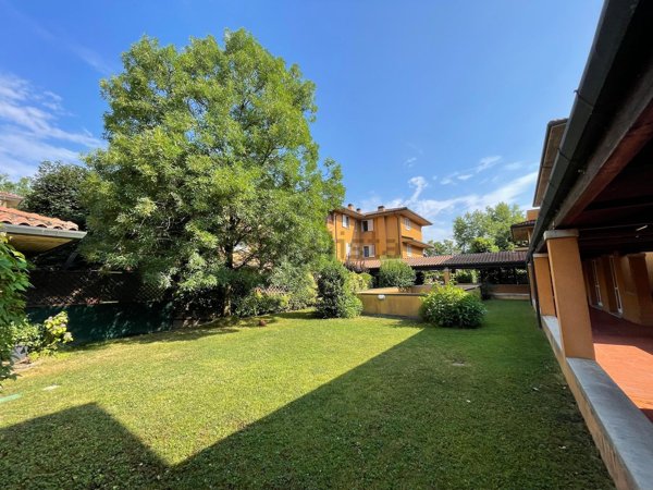 appartamento in vendita a Calderara di Reno