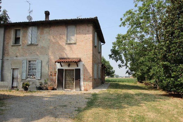 appartamento in vendita a Calderara di Reno in zona Longara