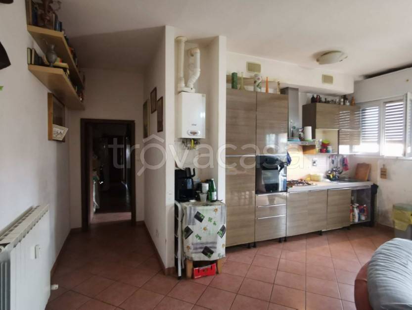 appartamento in vendita a Calderara di Reno in zona Longara