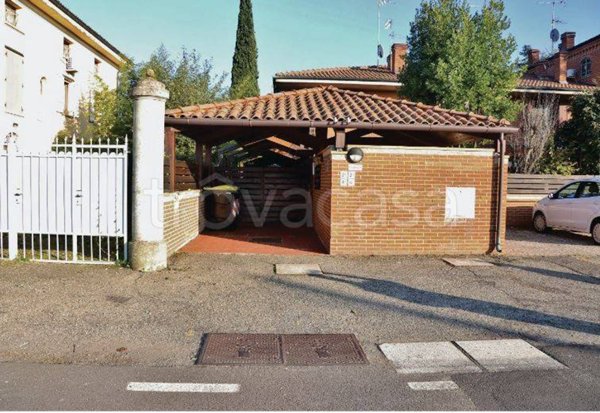 appartamento in vendita a Calderara di Reno in zona Longara
