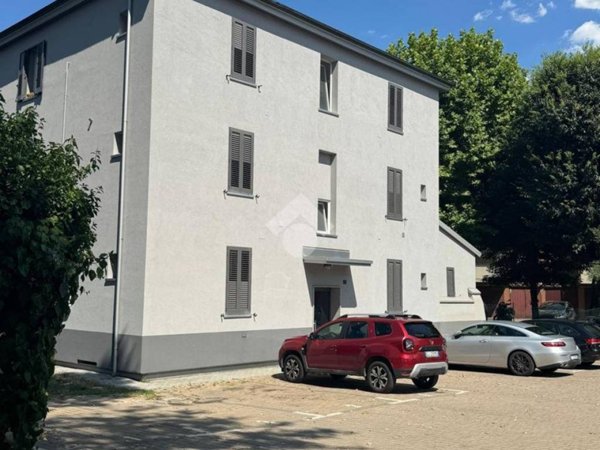 appartamento in vendita a Calderara di Reno in zona Lippo