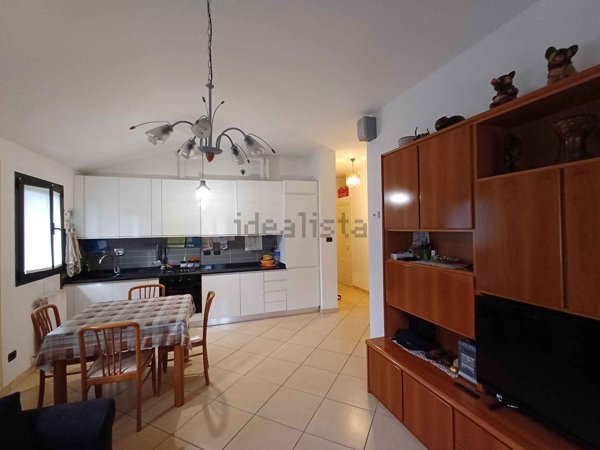 appartamento in vendita a Calderara di Reno in zona Longara