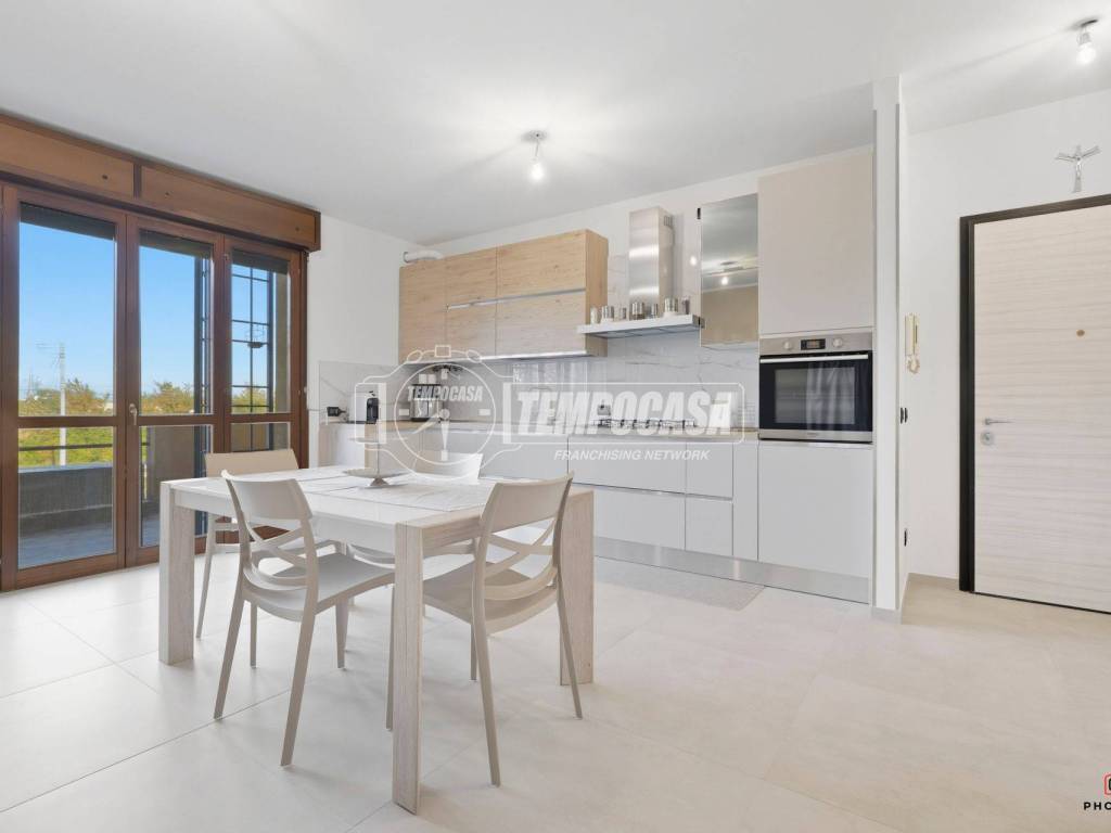 appartamento in vendita a Calderara di Reno in zona Tavernelle