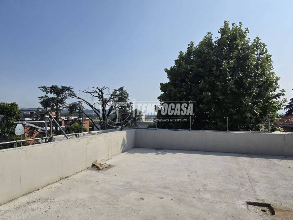 appartamento in vendita a Calderara di Reno in zona Lippo