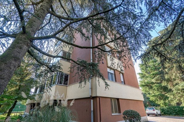 appartamento in vendita a Calderara di Reno in zona Lippo