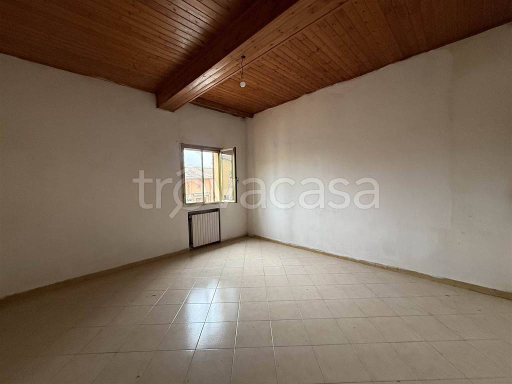 appartamento in vendita a Calderara di Reno in zona Castello di Campeggi