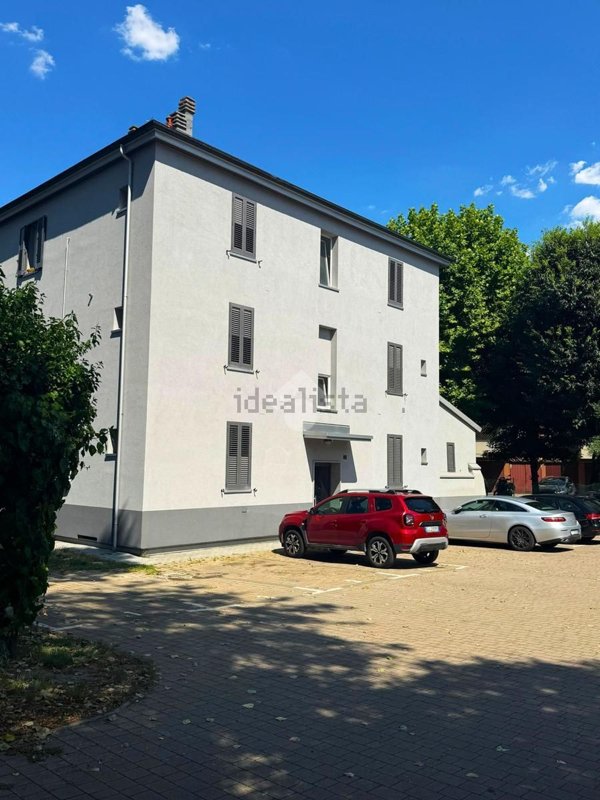 appartamento in vendita a Calderara di Reno in zona Lippo