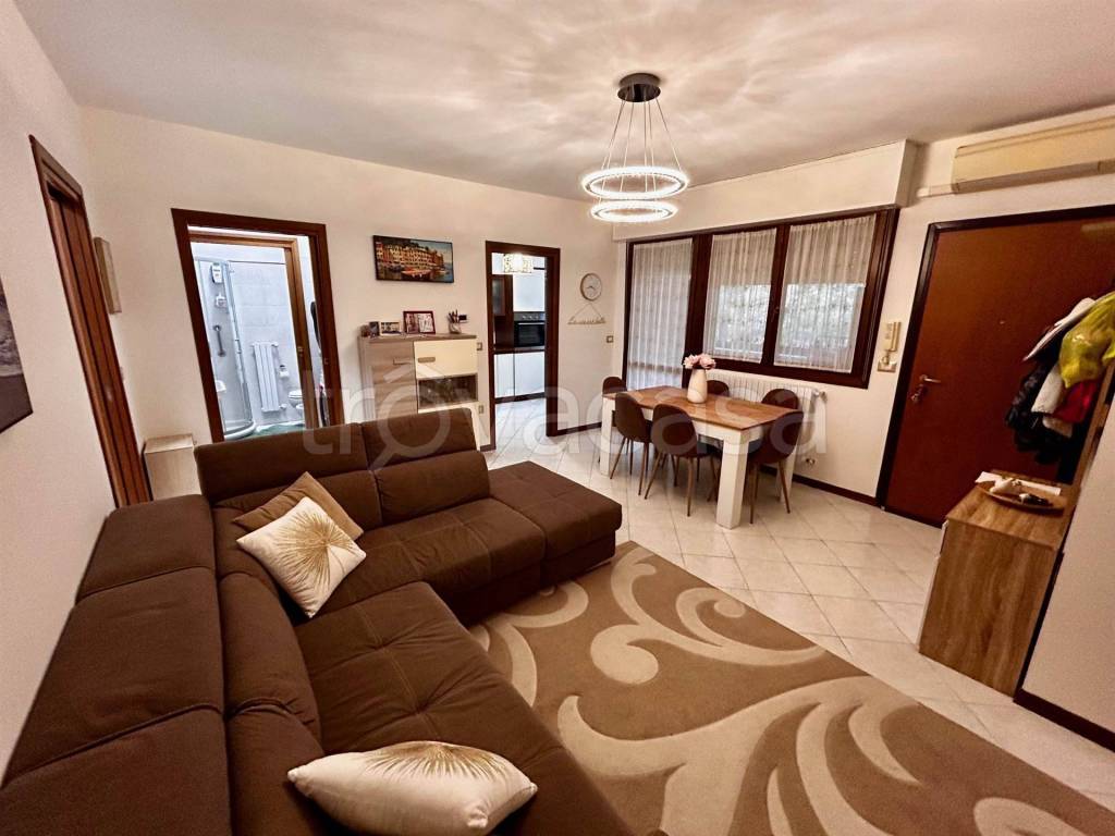 appartamento in vendita a Calderara di Reno