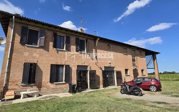 casa indipendente in vendita a Calderara di Reno