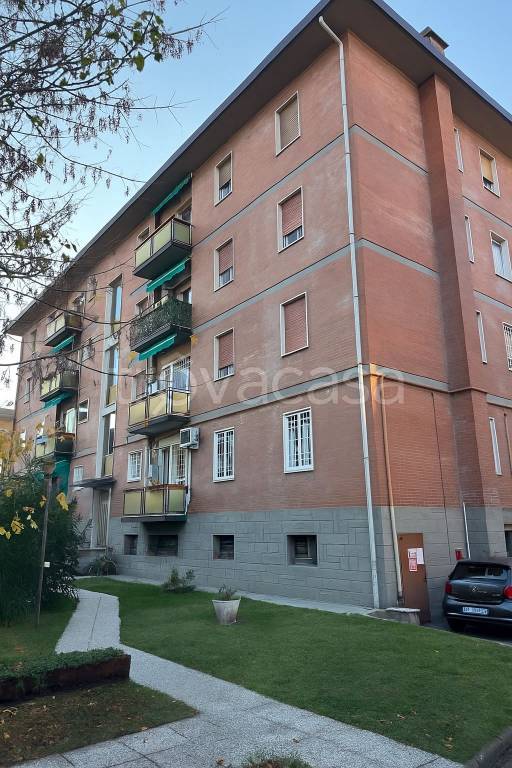 appartamento in vendita a Calderara di Reno in zona Longara