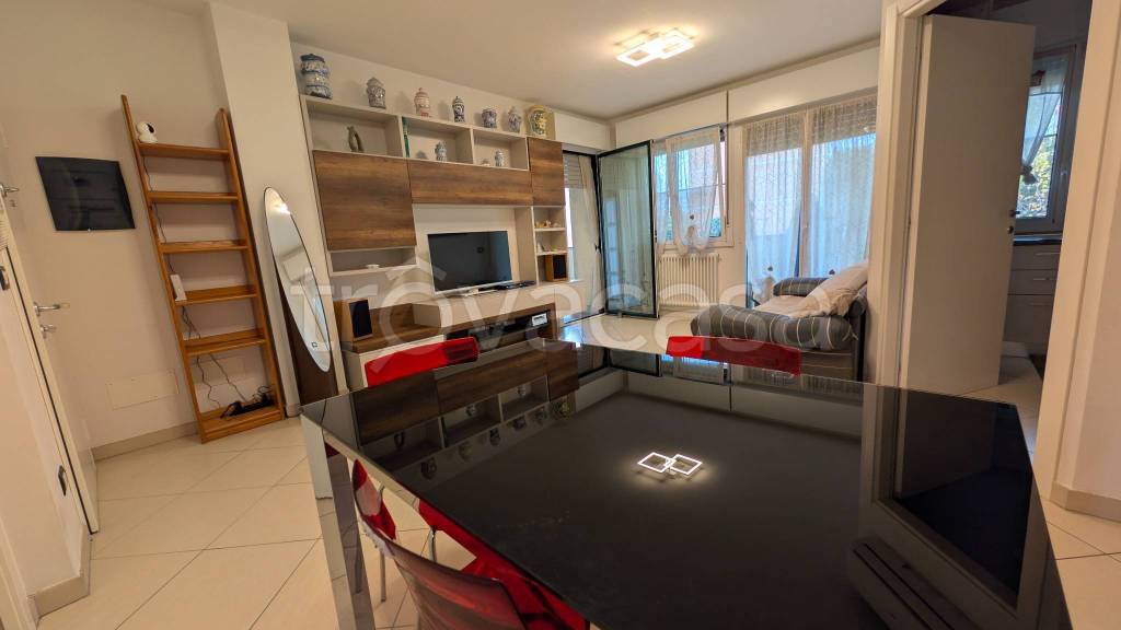 appartamento in vendita a Calderara di Reno in zona Lippo