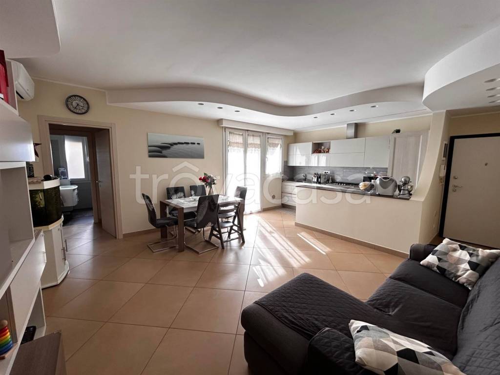 appartamento in vendita a Calderara di Reno