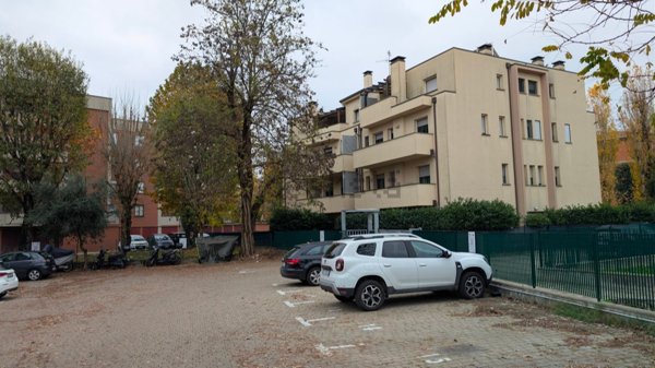 appartamento in vendita a Calderara di Reno in zona Lippo