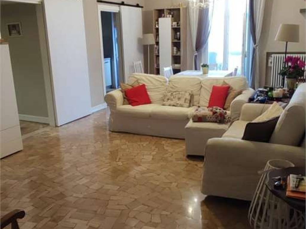 appartamento in vendita a Calderara di Reno in zona Lippo