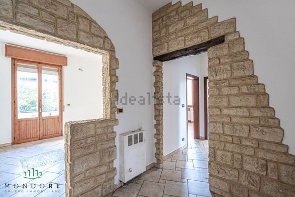 appartamento in vendita a Calderara di Reno in zona Longara