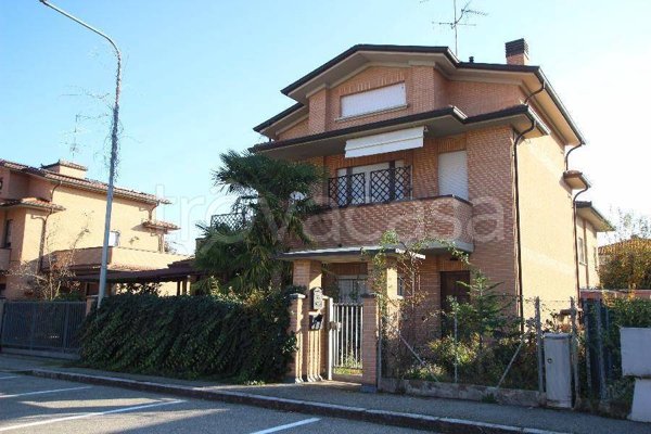 casa indipendente in vendita a Calderara di Reno