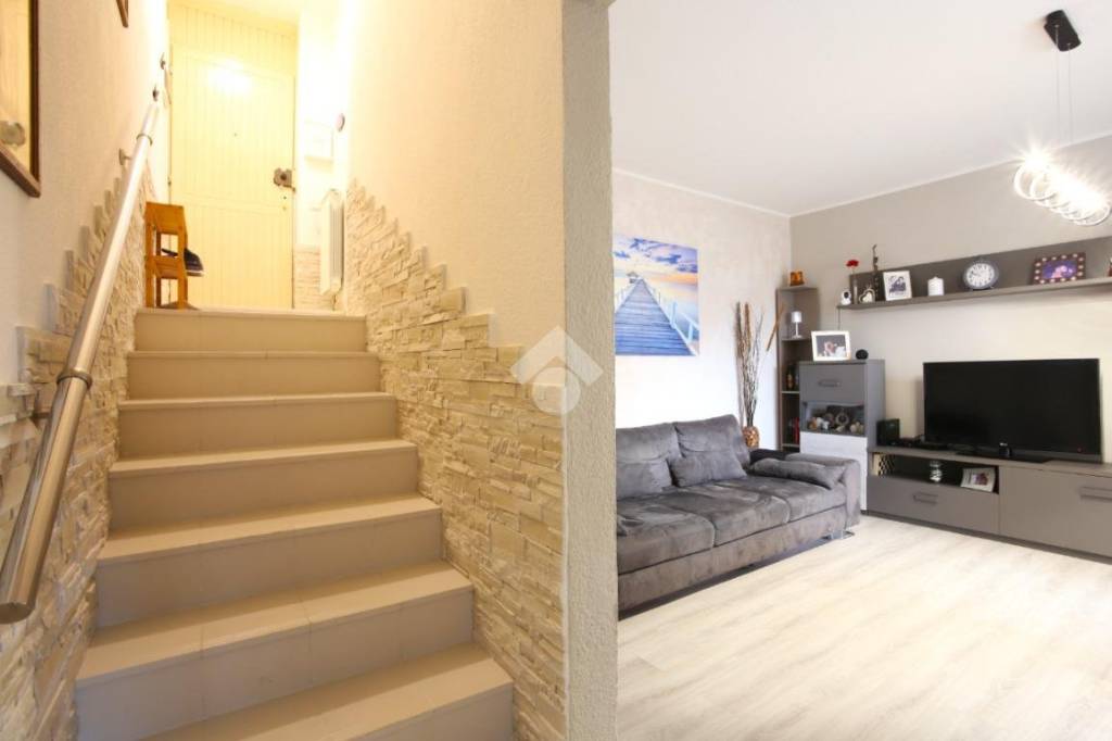 appartamento in vendita a Calderara di Reno