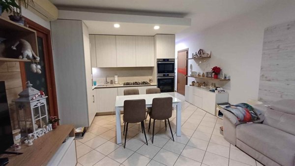 appartamento in vendita a Calderara di Reno in zona Longara