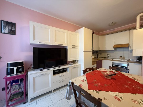 appartamento in vendita a Calderara di Reno in zona Longara