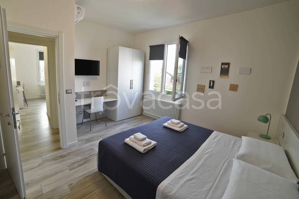 casa indipendente in vendita a Calderara di Reno in zona Lippo