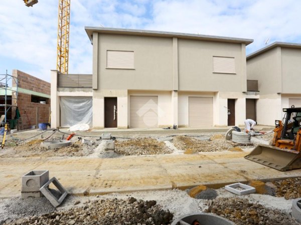 casa indipendente in vendita a Calderara di Reno