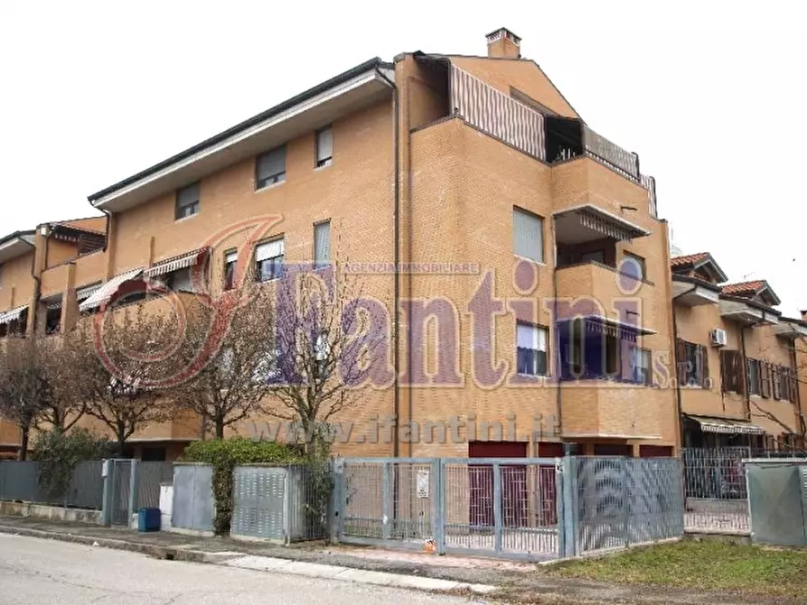 appartamento in vendita a Calderara di Reno