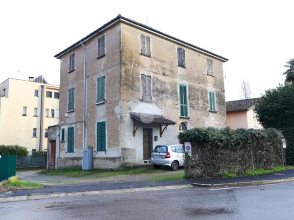 appartamento in vendita a Calderara di Reno in zona Lippo