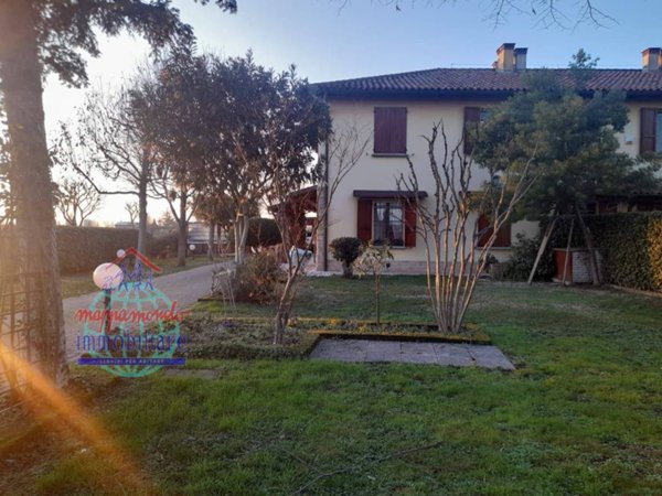 casa indipendente in vendita a Calderara di Reno in zona Longara