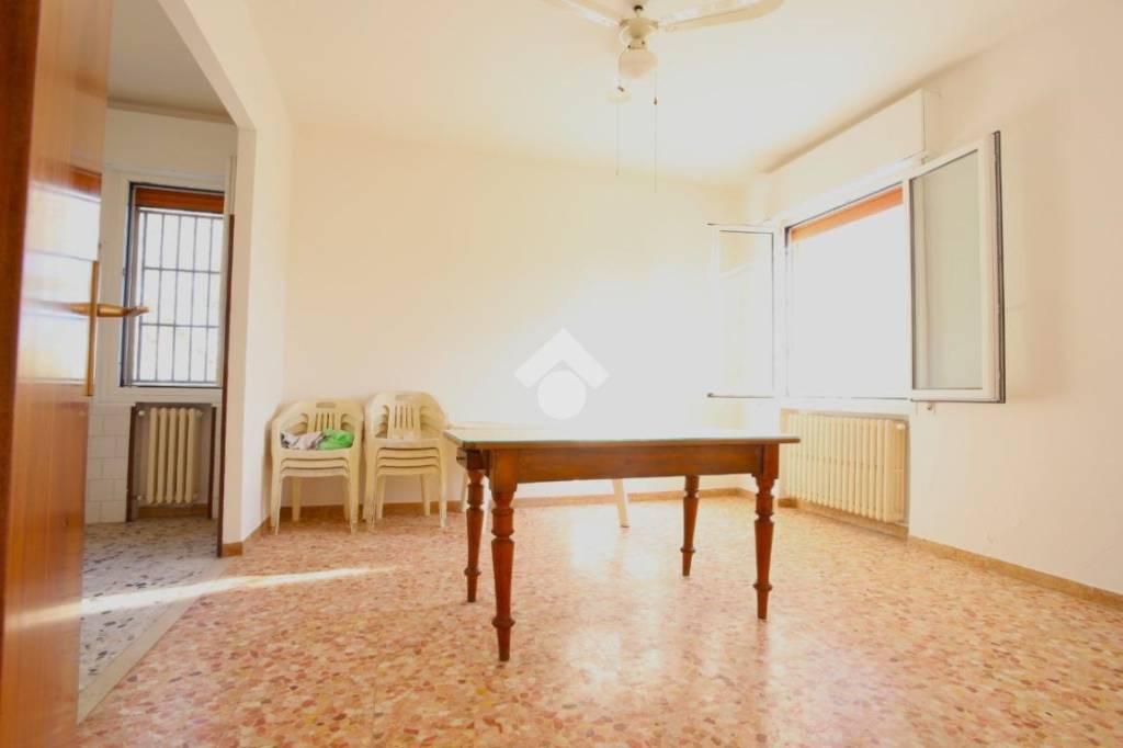 appartamento in vendita a Calderara di Reno in zona Longara