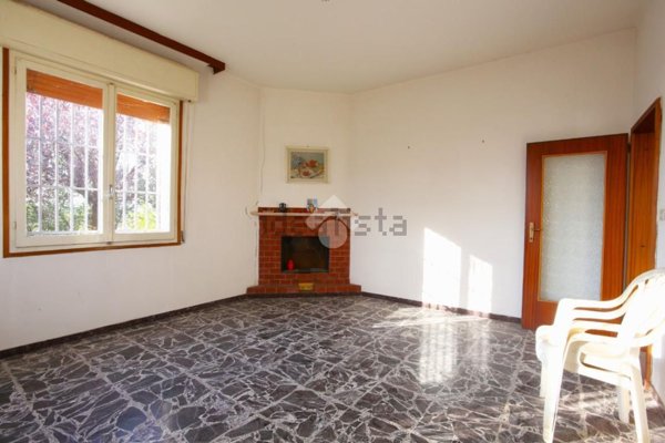 appartamento in vendita a Calderara di Reno in zona Longara