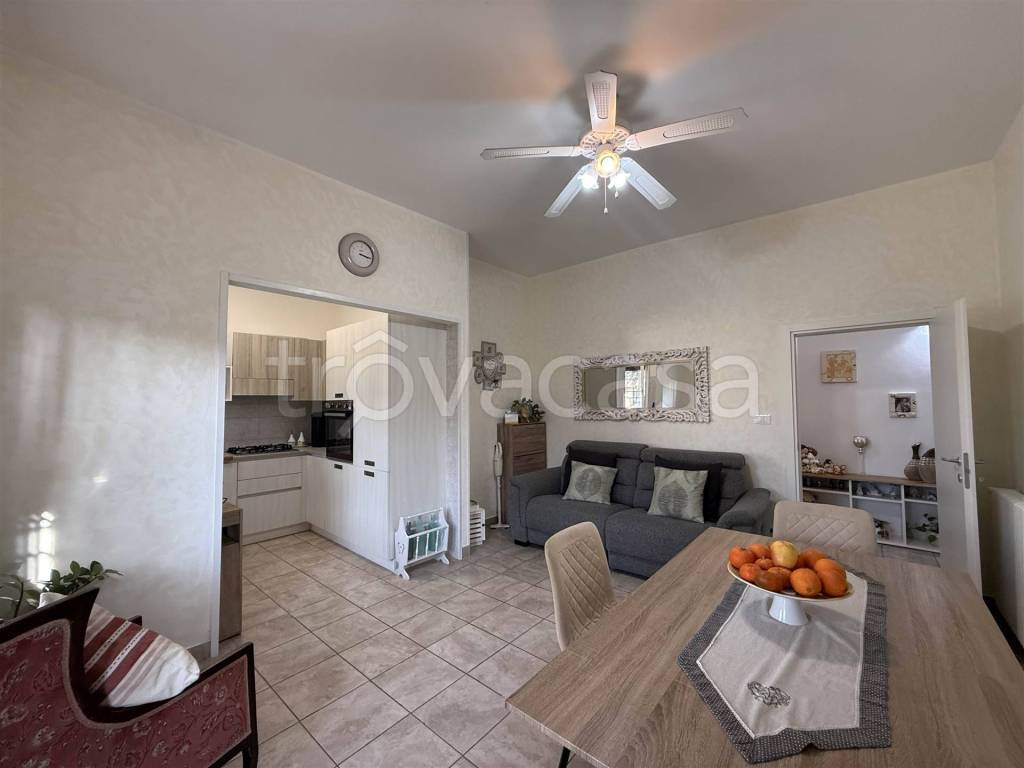 appartamento in vendita a Calderara di Reno in zona Lippo