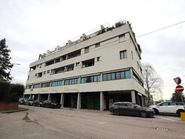 appartamento in vendita a Calderara di Reno in zona Lippo