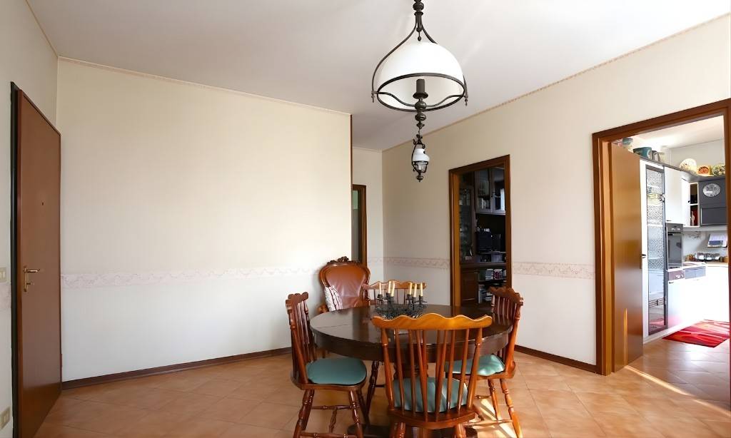 appartamento in vendita a Calderara di Reno in zona Longara