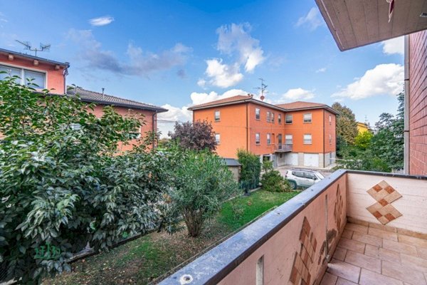 appartamento in vendita a Calderara di Reno in zona Longara