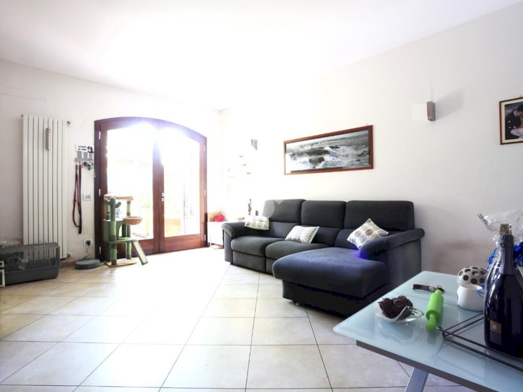 appartamento in vendita a Calderara di Reno in zona Sacerno