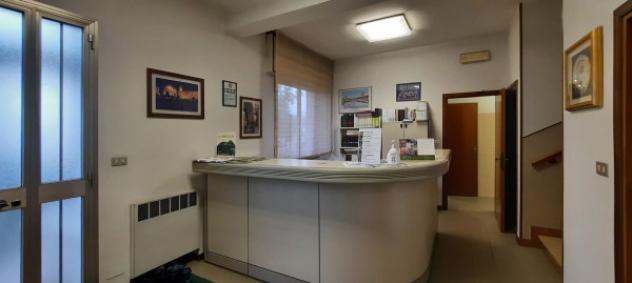 locale commerciale in vendita a Calderara di Reno in zona Bargellino