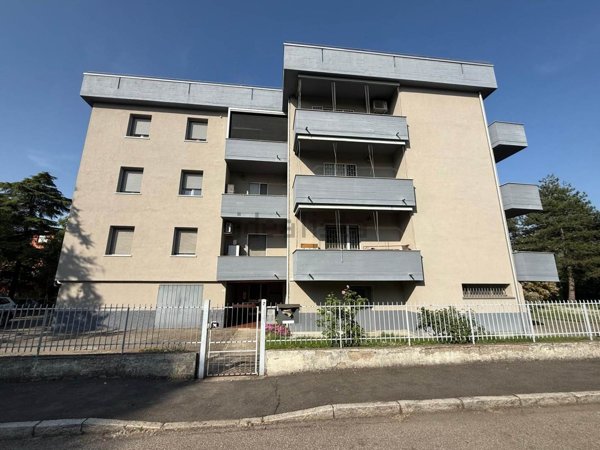 appartamento in vendita a Calderara di Reno in zona Lippo
