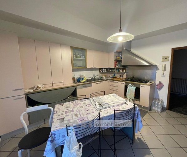 capannone in vendita a Calderara di Reno in zona Bargellino