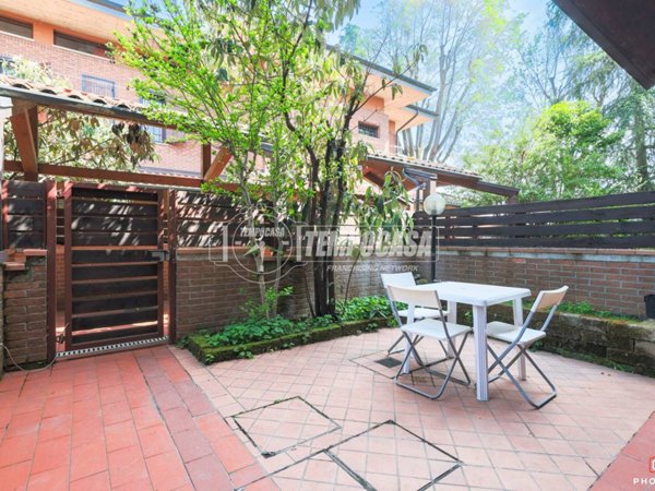 casa indipendente in vendita a Calderara di Reno in zona Longara