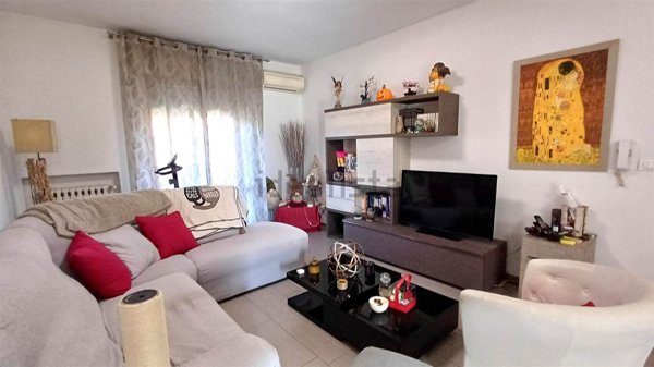 appartamento in vendita a Calderara di Reno in zona Longara