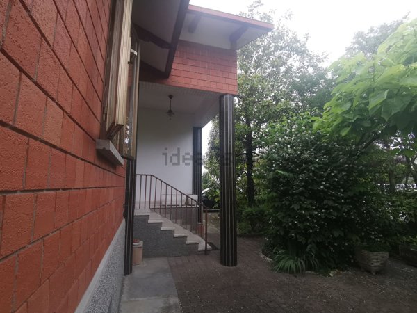 casa indipendente in vendita a Calderara di Reno