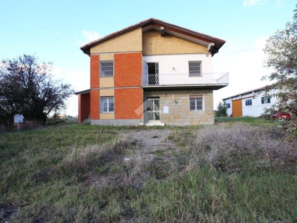 casa indipendente in vendita a Calderara di Reno