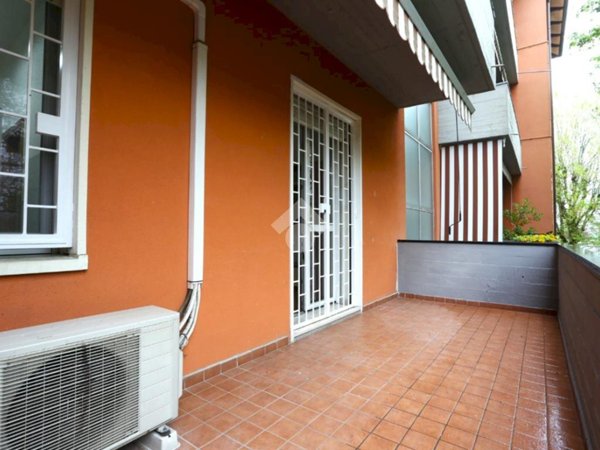 appartamento in vendita a Calderara di Reno in zona Tavernelle