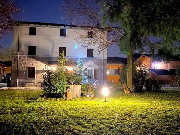 casa indipendente in vendita a Calderara di Reno